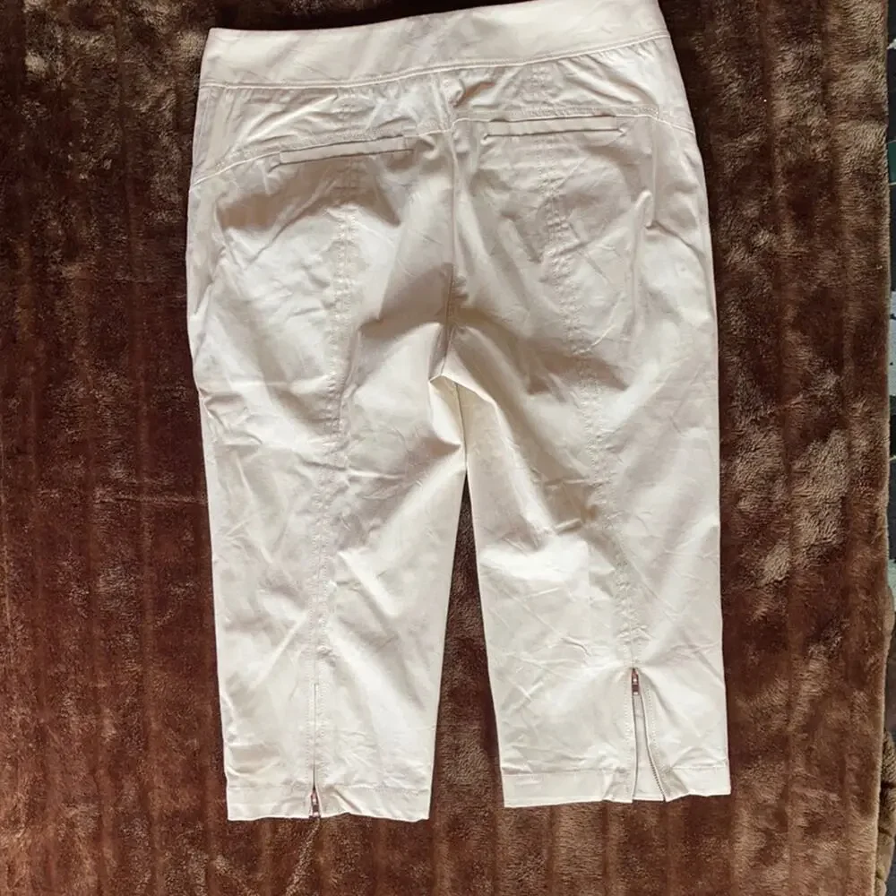 MAGASCHONI 6‎ Pale Khaki Linen/Cotton Capri Pants, Pristine Condition